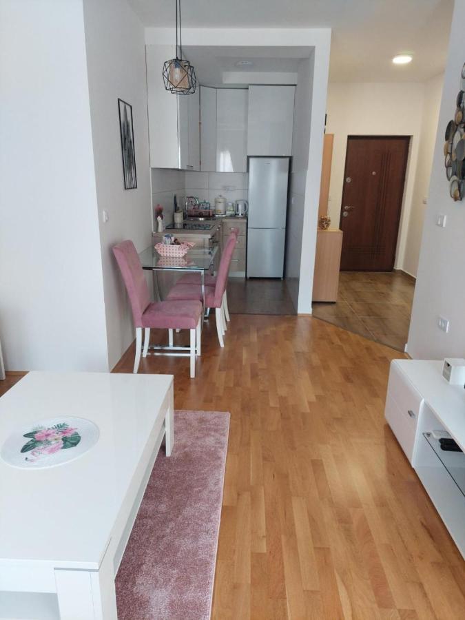K2-Sistersapartment Podgorica Exterior foto